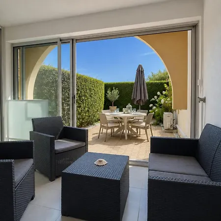 Vakantiehuis A Cozy Ground-floor Retreat For A Sunny Frontignan